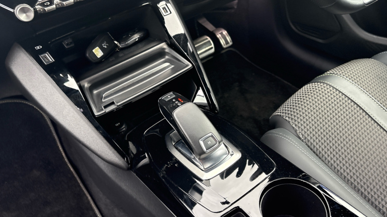 Peugeot 208 1.2 PureTech 130 GT Line 5dr EAT8 Petrol Hatchback